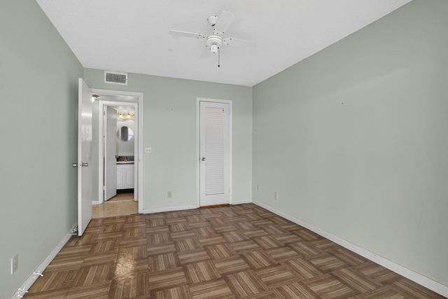 111 Sheffield E, West Palm Beach, FL 33417