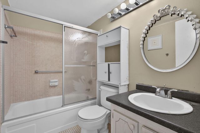 111 Sheffield E, West Palm Beach, FL 33417