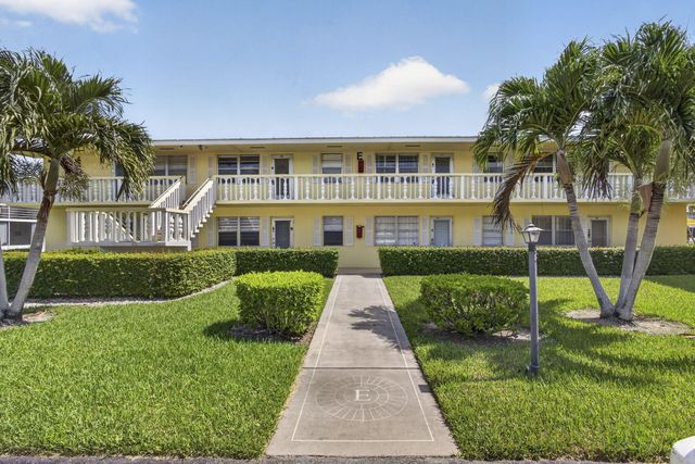 111 Sheffield E, West Palm Beach, FL 33417