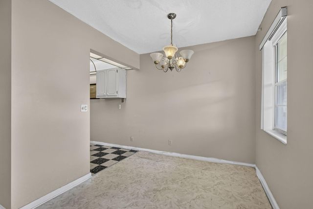 111 Sheffield E, West Palm Beach, FL 33417