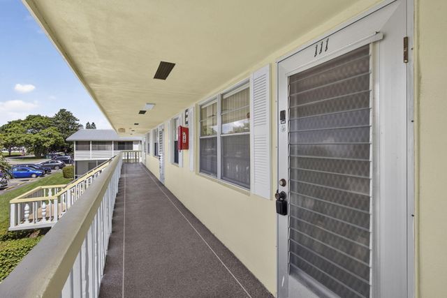 111 Sheffield E, West Palm Beach, FL 33417