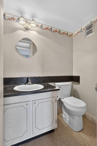 111 Sheffield E, West Palm Beach, FL 33417