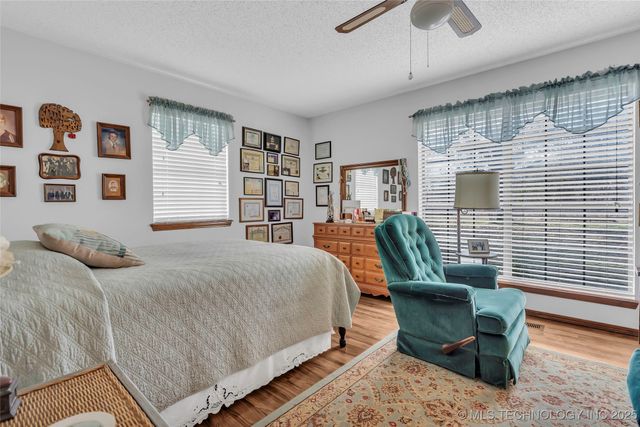 6296 Dickson Rd, Ardmore, OK 73401