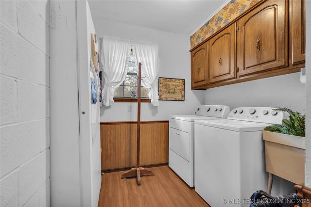 6296 Dickson Rd, Ardmore, OK 73401