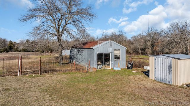 6296 Dickson Rd, Ardmore, OK 73401