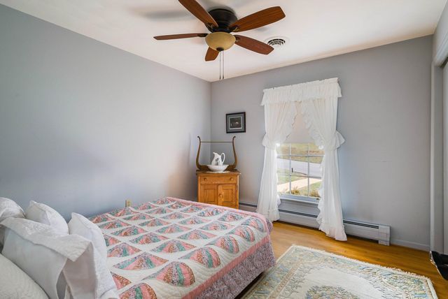 419 CARDINAL ST, Staunton, VA 24401