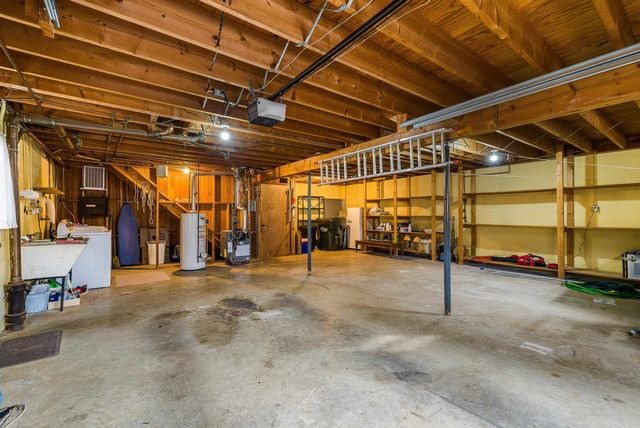 419 CARDINAL ST, Staunton, VA 24401