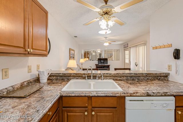 1425 Malibu Circle NE 108, Palm Bay, FL 32905