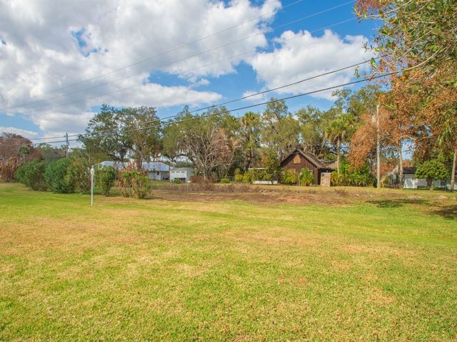 230 N Grove Isle Circle, Vero Beach, FL 32962