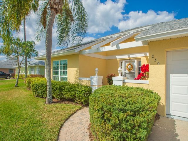 230 N Grove Isle Circle, Vero Beach, FL 32962