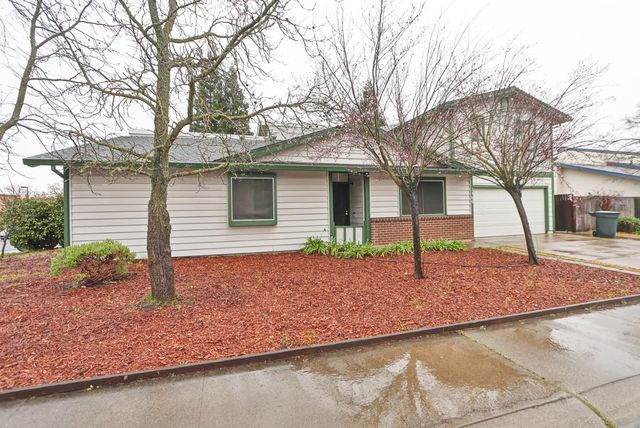 1460 Hickory St, Roseville, CA 95678