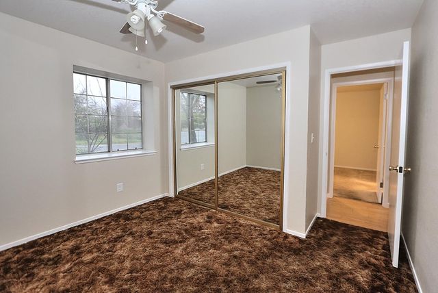 1460 Hickory St, Roseville, CA 95678