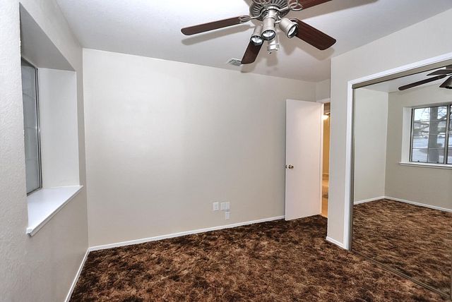 1460 Hickory St, Roseville, CA 95678