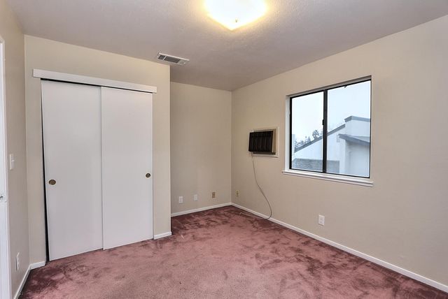 1460 Hickory St, Roseville, CA 95678