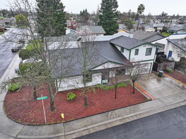 1460 Hickory St, Roseville, CA 95678