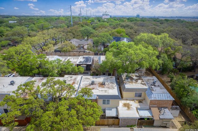 6718 Callaghan Rd Apt 206, San Antonio, TX 78229