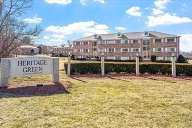 41 Farrwood Ave 9, North Andover, MA 01845