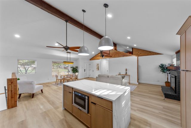 7041 Freemont Street, Dallas, TX 75231