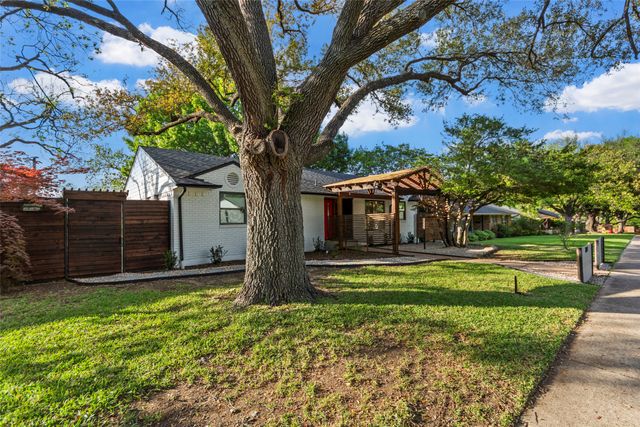 7041 Freemont Street, Dallas, TX 75231