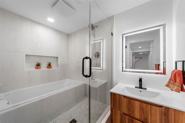 7041 Freemont Street, Dallas, TX 75231