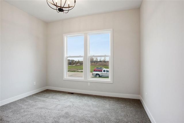 4825 NW Martin Street, Riverside, MO 64150