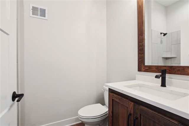 4825 NW Martin Street, Riverside, MO 64150