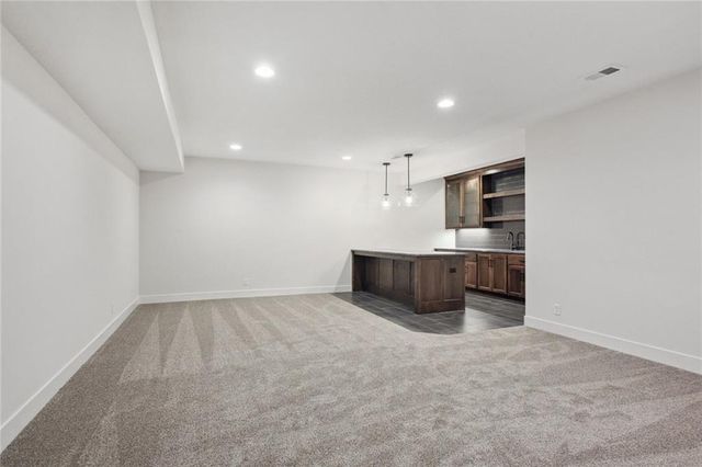 4825 NW Martin Street, Riverside, MO 64150