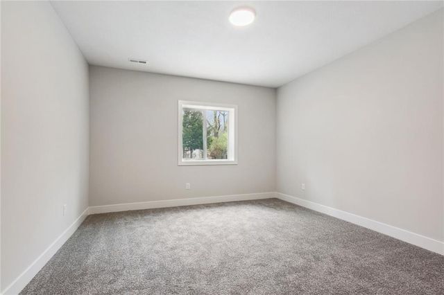 4825 NW Martin Street, Riverside, MO 64150