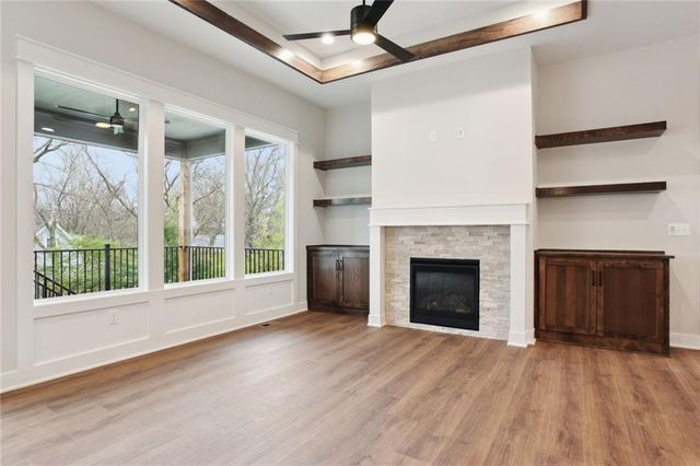 4825 NW Martin Street, Riverside, MO 64150