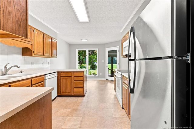 2908 Wedgeview Drive, Fayetteville, NC 28306