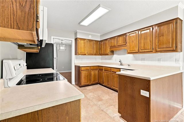 2908 Wedgeview Drive, Fayetteville, NC 28306