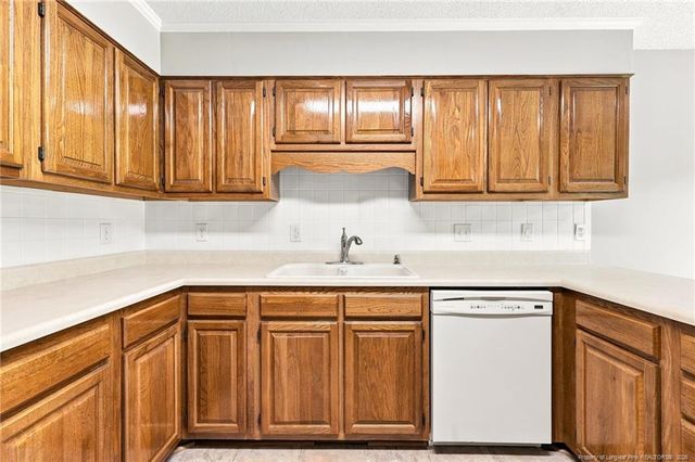 2908 Wedgeview Drive, Fayetteville, NC 28306