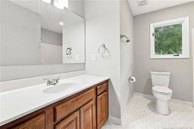 2908 Wedgeview Drive, Fayetteville, NC 28306