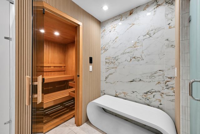 1266 S Military Trail 547, Deerfield Beach, FL 33442