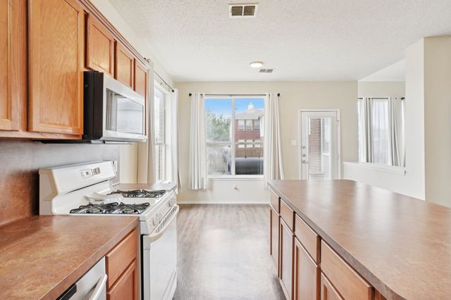 3330 Midstream Court, Mesquite, TX 75181