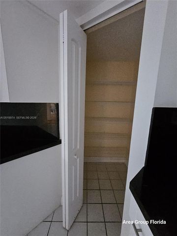 3300 NE 191st St 318, Aventura, FL 33180