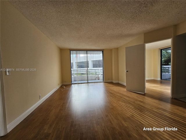 3300 NE 191st St 318, Aventura, FL 33180