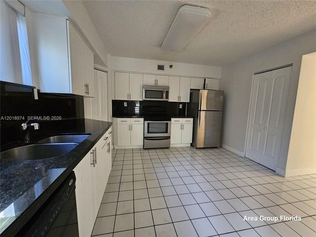 3300 NE 191st St 318, Aventura, FL 33180