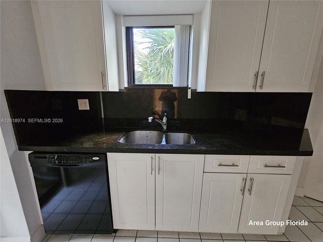 3300 NE 191st St 318, Aventura, FL 33180