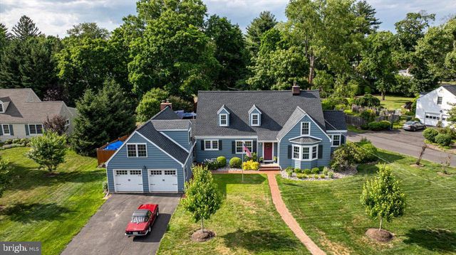 6 E SCHOOL LN, Yardley, PA 19067