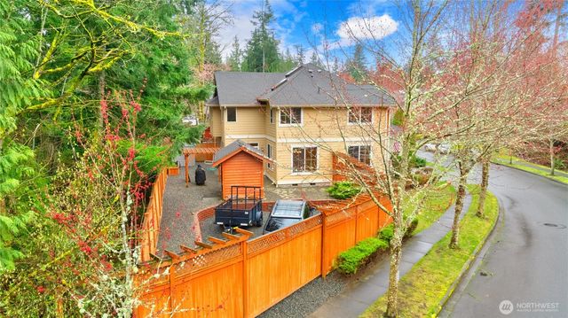 20117 12th Avenue W, Lynnwood, WA 98036