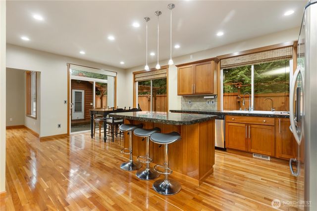 20117 12th Avenue W, Lynnwood, WA 98036