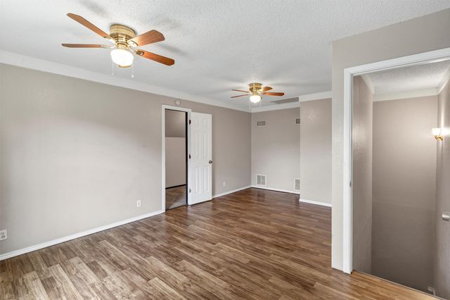 616 Bellevue Drive, Cleburne, TX 76033