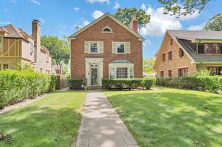 1096 S Wildwood Avenue, Kankakee, IL 60901