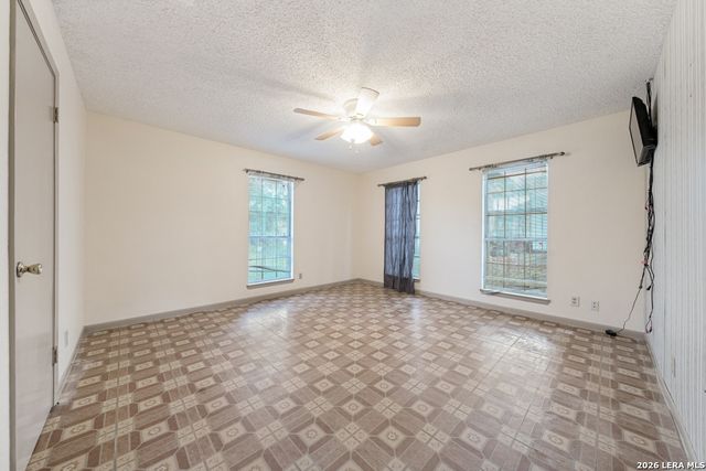 5111 Fedora, San Antonio, TX 78242