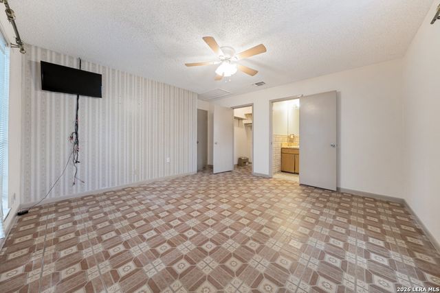 5111 Fedora, San Antonio, TX 78242