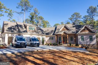 1040 Parrotts Cove Road, Greensboro, GA 30642