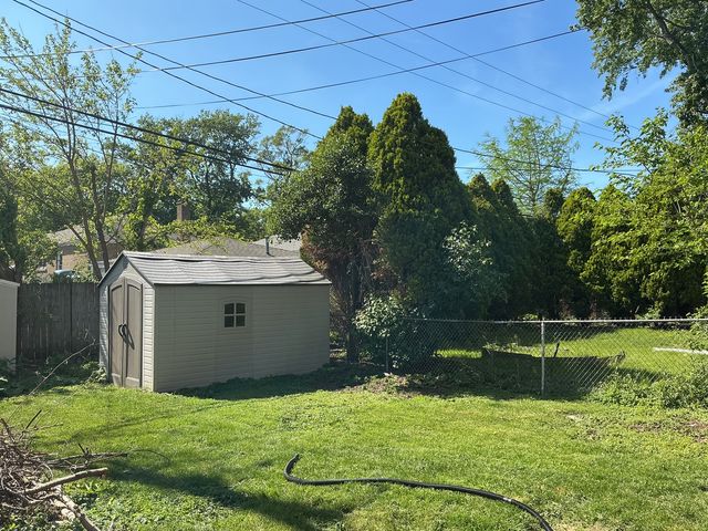 18526 Dixie Highway, Homewood, IL 60430