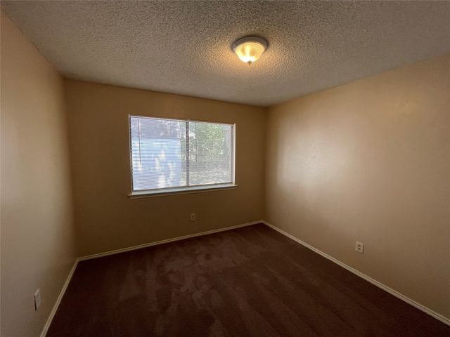 4705 Kristie Drive, Balch Springs, TX 75180