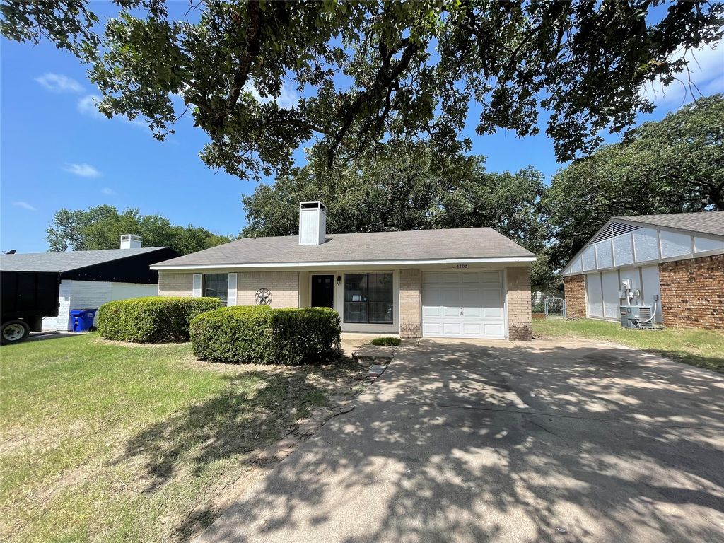 4705 Kristie Drive, Balch Springs, TX 75180